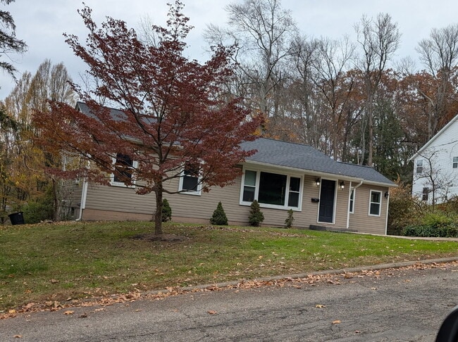 property at 1009 E High St