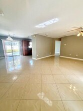 15561 Spring Line Ln in Ft. Myers, FL - Building Photo - Building Photo
