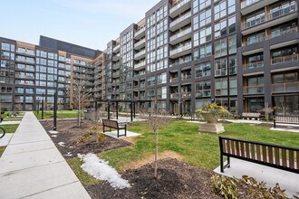 2343 Khalsa Gate in Oakville, ON - Building Photo - Building Photo