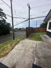 74-853-853 Laimana St in Kailua Kona, HI - Foto de edificio - Building Photo