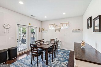 5545 Mirror Lake Dr in Cumming, GA - Building Photo - Building Photo