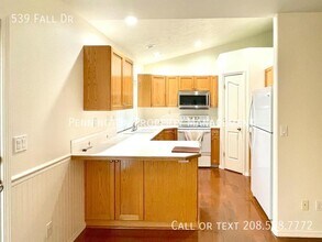 539 Fall Dr in Nampa, ID - Building Photo - Building Photo