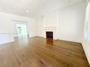 1500 SW 18th St in Miami, FL - Building Photo - Building Photo