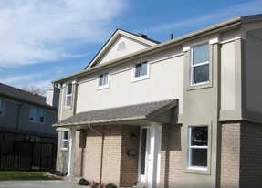 Village of Niagara Townhouses Apartments