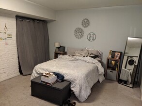 1824 Fox Way, Unit Rear in Pittsburgh, PA - Building Photo - Building Photo