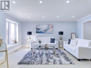 6127 Silken Laumann Way in Mississauga, ON - Building Photo - Building Photo