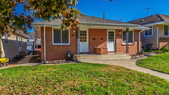 5751 Xerxes Ave S in Edina, MN - Building Photo - Building Photo