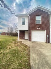 Highland Meadows Townhomes in Shepherdsville, KY - Foto de edificio - Building Photo