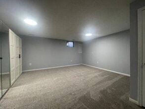 6802 Cottingham Ln in Centreville, VA - Building Photo - Building Photo