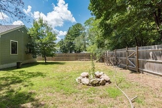 483 Liberty St in Braintree, MA - Building Photo - Building Photo