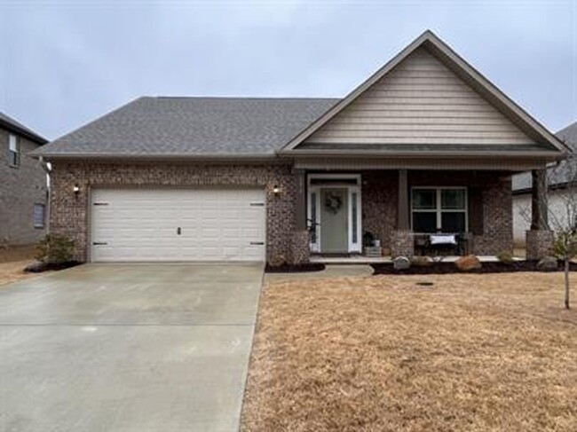 property at 171 Kingswood Dr