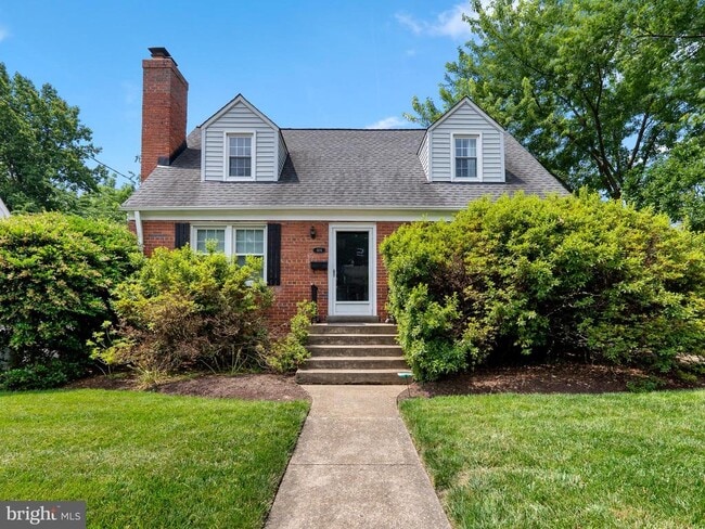 404 S George Mason Dr in Arlington, VA - Building Photo - Building Photo
