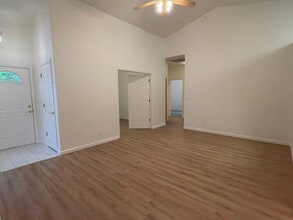 309 Westin Ln in Chico, CA - Building Photo - Building Photo