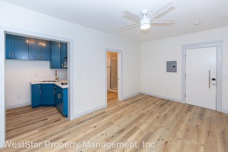 319 Elm Ave in Long Beach, CA - Building Photo - Building Photo