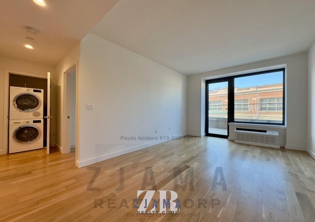 409 Eastern Pkwy