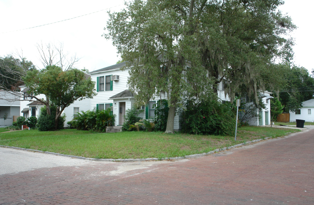 468 13th St N in St. Petersburg, FL - Building Photo