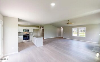 301 Grand Oaks Dr in Goldsboro, NC - Building Photo - Building Photo