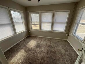 506 Caroline St in Peoria, IL - Building Photo - Building Photo