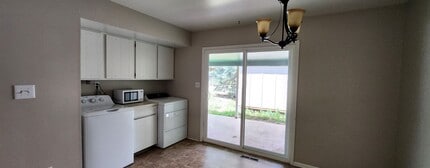 1607 Larch St in Fort Collins, CO - Building Photo - Building Photo