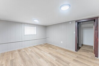 2557 N Lockwood Ave in Chicago, IL - Building Photo - Building Photo