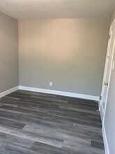 1483 1/2 Allison Ave in Los Angeles, CA - Foto de edificio - Building Photo