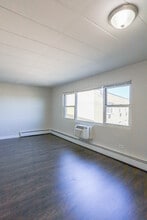 7300 N Ridge Blvd, Unit #510 in Chicago, IL - Building Photo - Building Photo