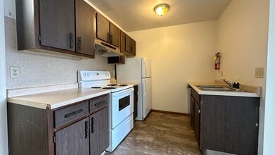 Canadian Apartments in Bloomington, IN - Building Photo - Interior Photo