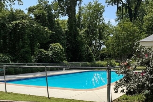 Camelot Apartments