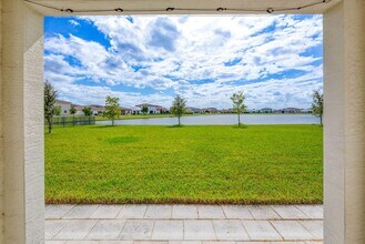 12686 NW Copper Creek Dr in Port St. Lucie, FL - Foto de edificio - Building Photo