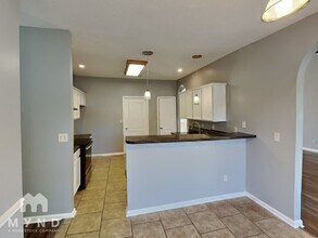 9368 Brancaster Dr in Cordova, TN - Foto de edificio - Building Photo