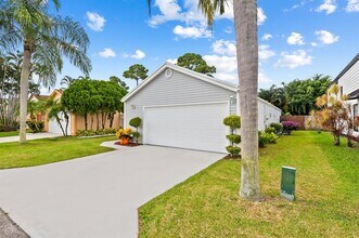 5936 Snowdrop Way in West Palm Beach, FL - Building Photo - Building Photo