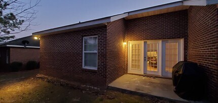 807 W Longleaf Dr, Unit 43 in Auburn, AL - Building Photo - Building Photo