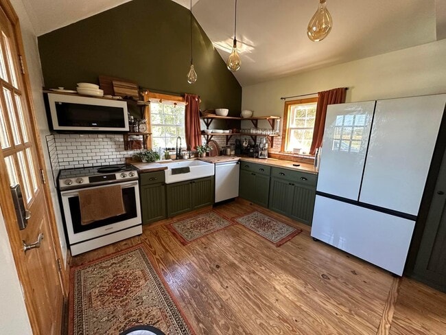 property at 4871 Tulls Corner Rd