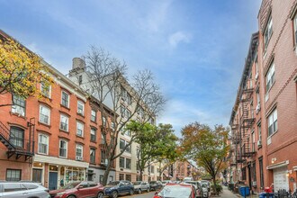 192 Degraw St in Brooklyn, NY - Foto de edificio - Building Photo