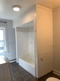 211 Pershing Ave N photo'