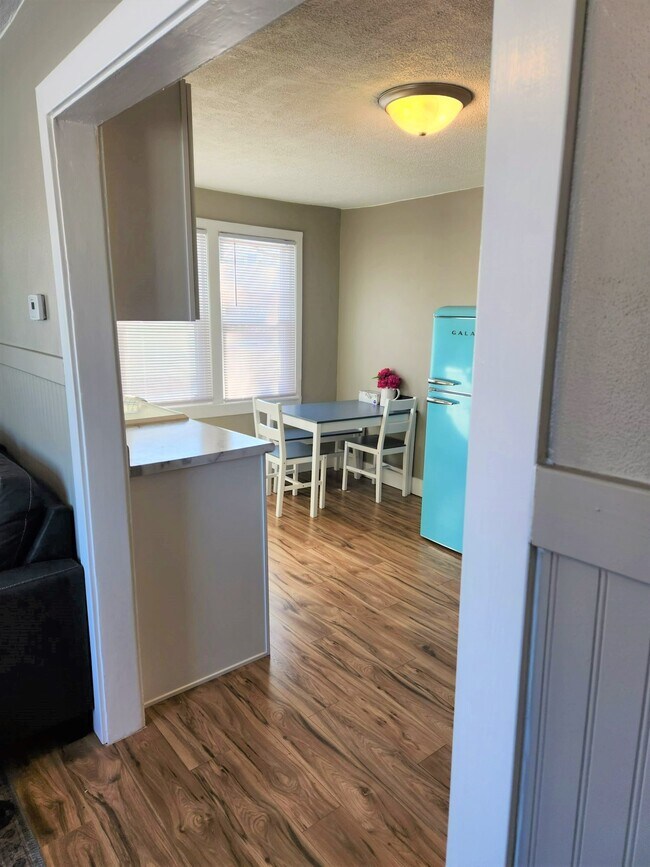 667 S Park Ave, Unit 667 photo'