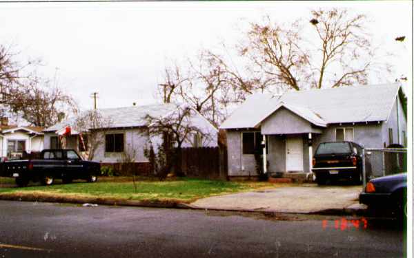 753-755 Angelus St in Turlock, CA - Building Photo - Building Photo