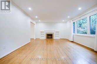 40 Elgin St in Markham, ON - Building Photo - Building Photo