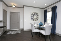 Larkspur Pointe Apartments photo'