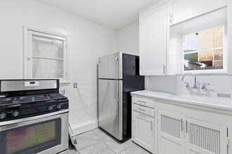 2401 20th St, Unit 2401 C in Santa Monica, CA - Building Photo - Building Photo