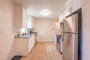 343 E Coatsville Ave in Salt Lake City, UT - Building Photo