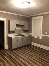 3529 N 25th St, Unit Upper unit in Milwaukee, WI - Foto de edificio - Building Photo