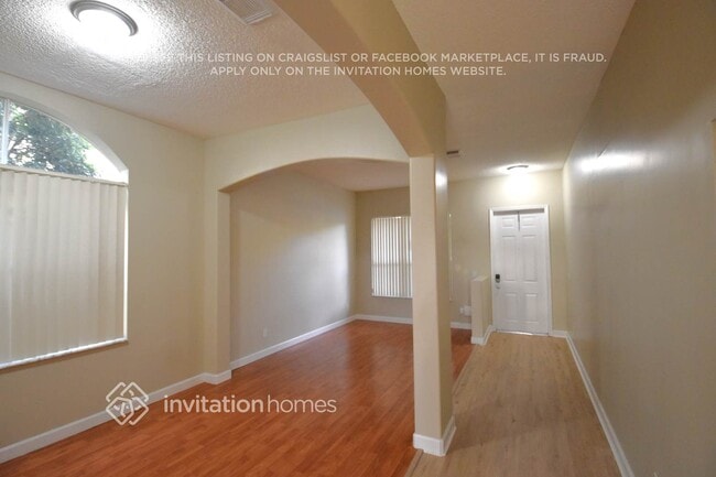 7898 NW 17th Pl in Pembroke Pines, FL - Building Photo - Building Photo