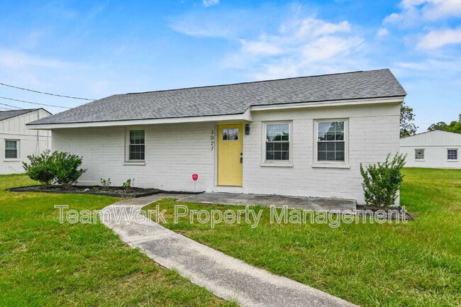 3027 Azalea Dr in North Charleston, SC - Building Photo - Building Photo