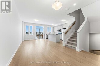 714 Fairline Row in Ottawa, ON - Building Photo - Building Photo