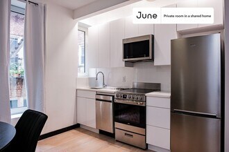 Room in Shared 4 bed/4 bath home in Brooklyn, NY - Building Photo - Building Photo