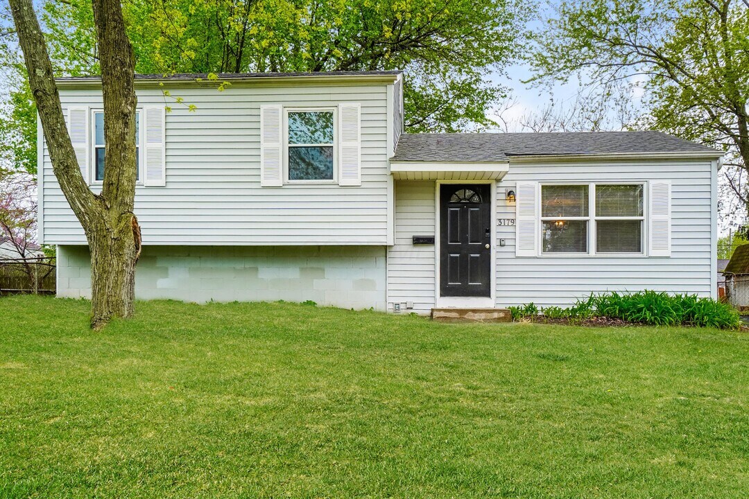 3179 Latonia Rd in Columbus, OH - Building Photo