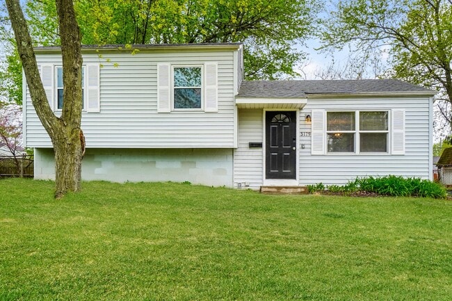 property at 3179 Latonia Rd