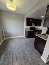 2626 Lynnwood St in Las Vegas, NV - Building Photo - Building Photo