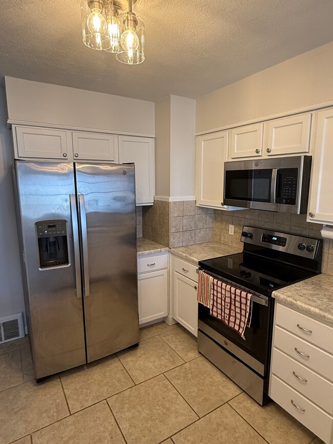 3212 S Palmer St in Springfield, IL - Foto de edificio - Building Photo